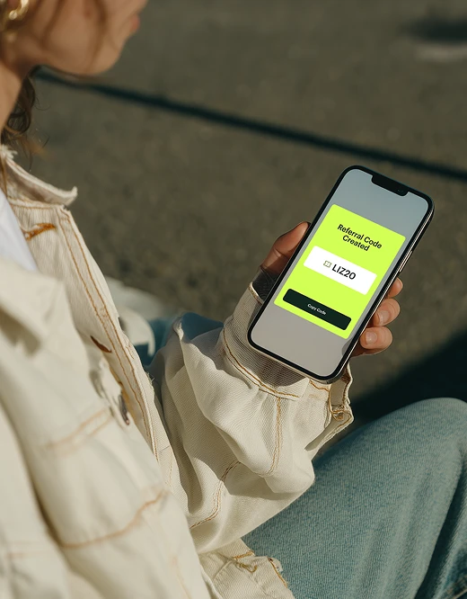 Contenido multimedia de beneficios para Partners